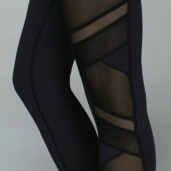 Lululemon Just Breathe Tight - Picture 6 of 10